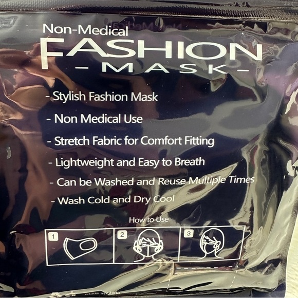 🔴 5 for $10 ONE Minky Accessories Floral Non-Medical Fashion Face Mask - Picture 2 of 2